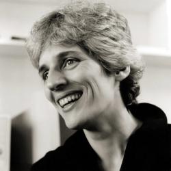 Photograph of Prof. Ulrike Tillmann FRS